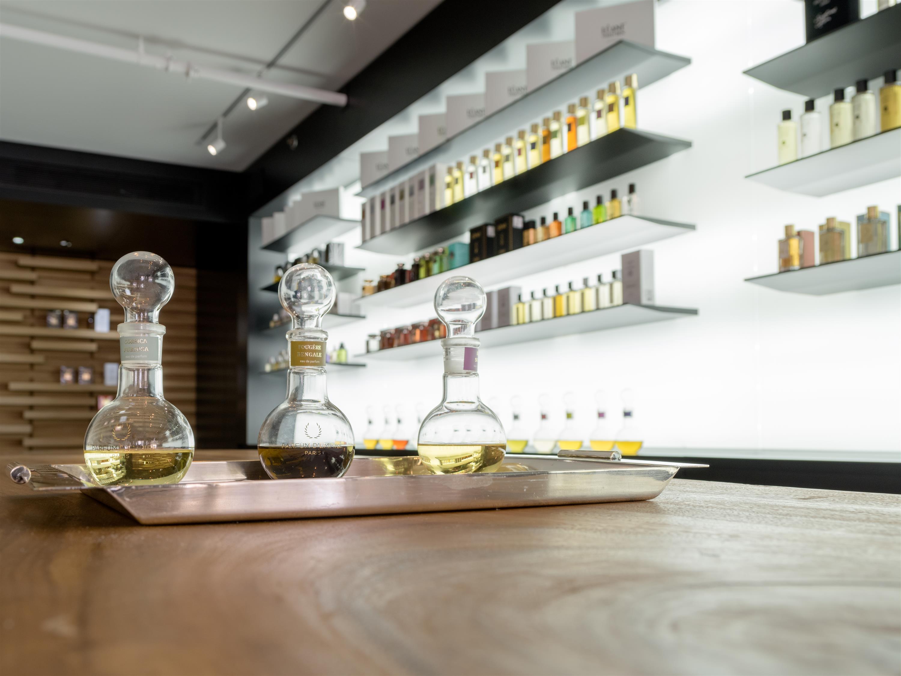 Oткрытие бутика нишевой парфюмерии “INDIVIDUAL Cabinet de parfums”
