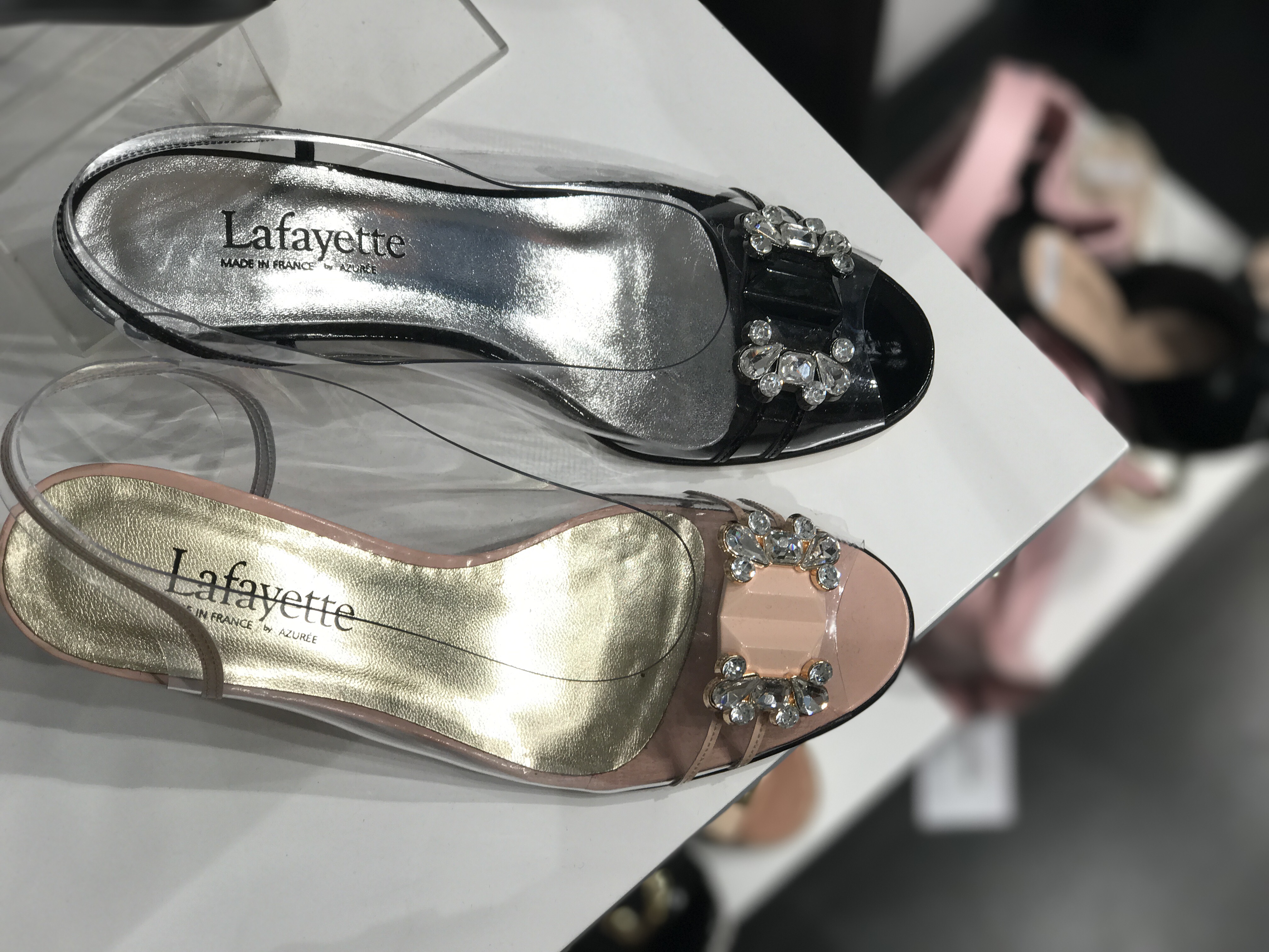 Все прозрачно: главный тренд весны в новой коллекции итальянской обуви от Lafayette Italy