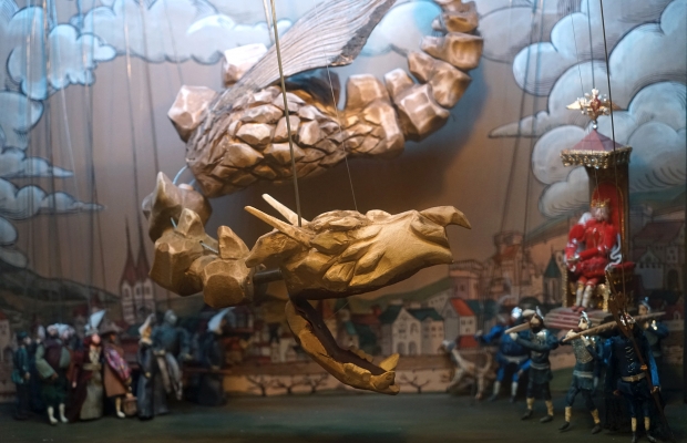 Московский кукольный театр «Тень» привозит в Иерусалим «Энциклопедию драконов»