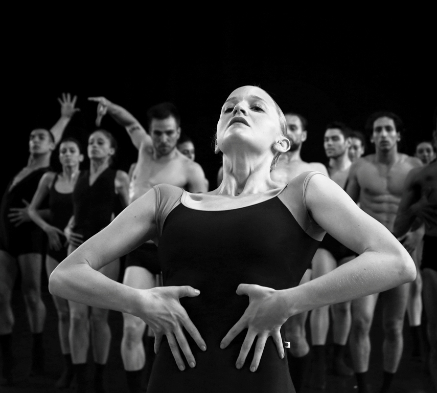 «Израильский балет» и Шарон Эяль представляют: «Кармен NOVA» – мировая премьера