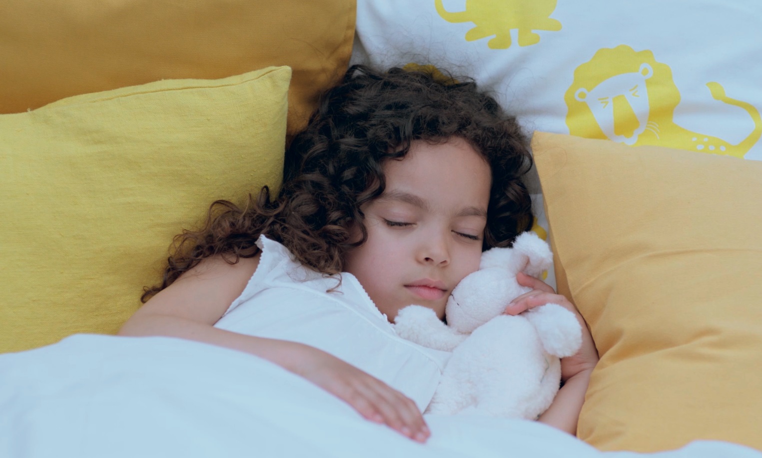 Что такое синдром расчесывания кожи у детей  и как кожные проблемы влияют на детский сон?