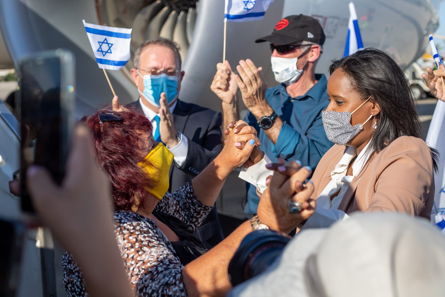 74-й День независимости. Впервые отпразднуют в Израиле этот праздник 42 000 новых репатриантов. Двадцатилетний рекорд!