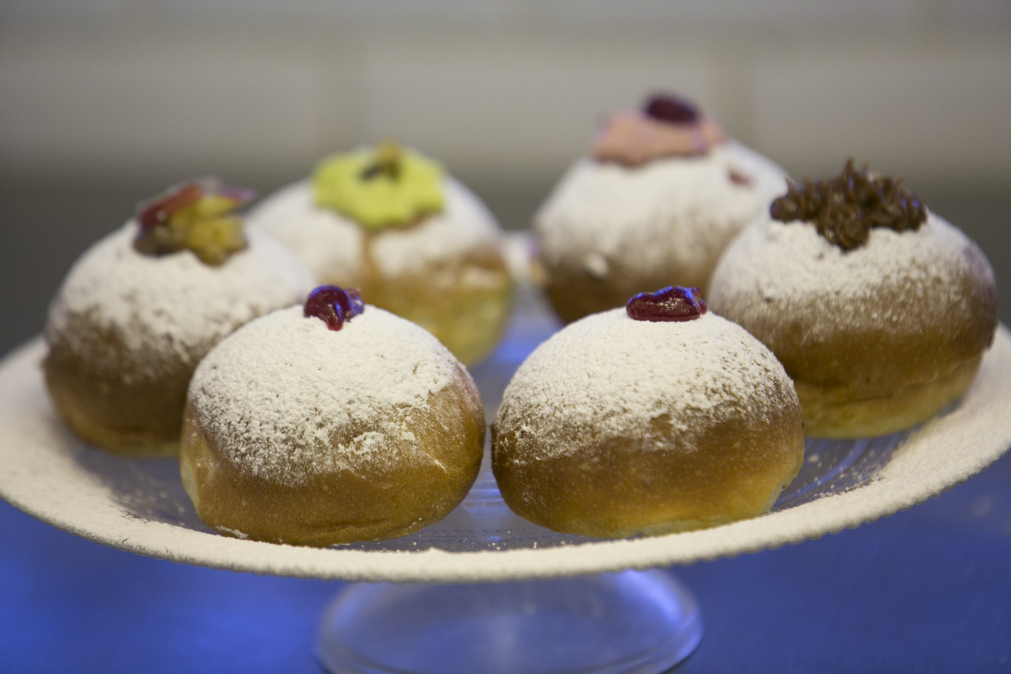 Рецепт роскошного ханукального пончика от Muller.